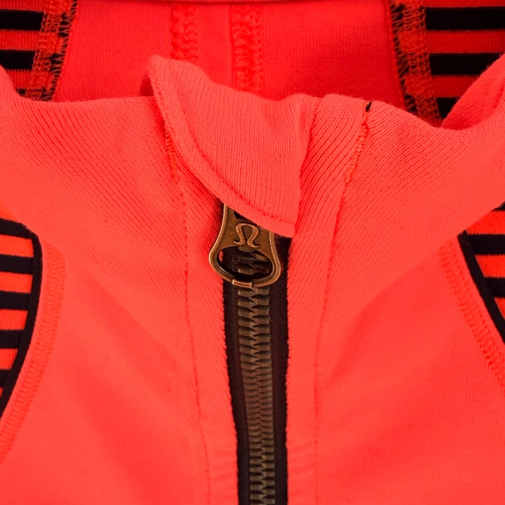 Lululemon Define Jacket Size 6 Coral + Black Striped Flare - Picture 4 of 8